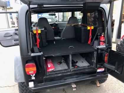 Jeep WRANGLER TJ SPORT 4,0 L 177 PS